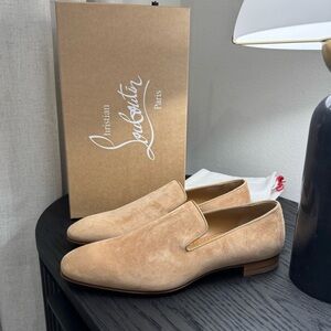 Christian Louboutin Dandelion Loafer Suede Lionne Beige
